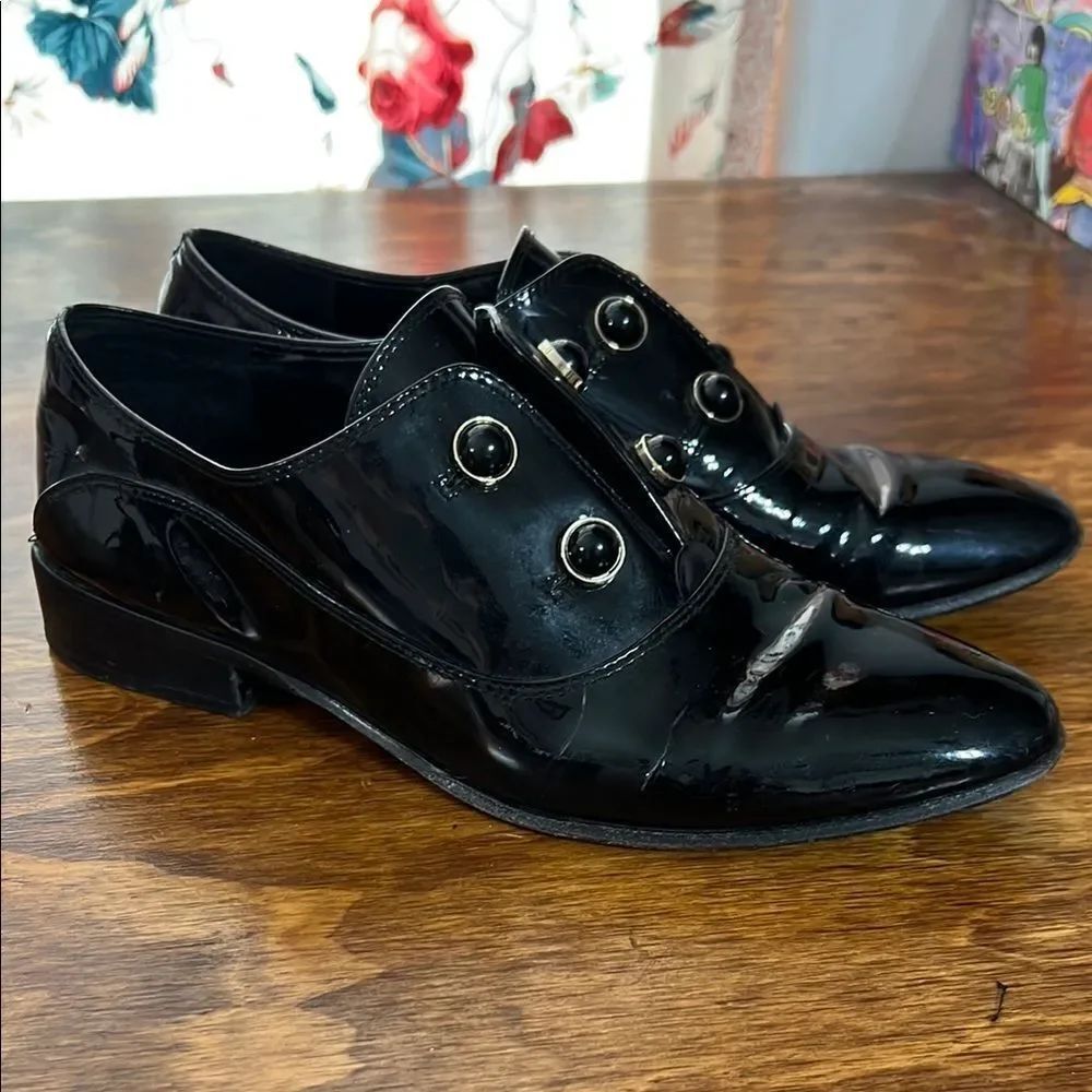 ANTONIO MELANI Black Patent Leather Oxfords Sleek Design